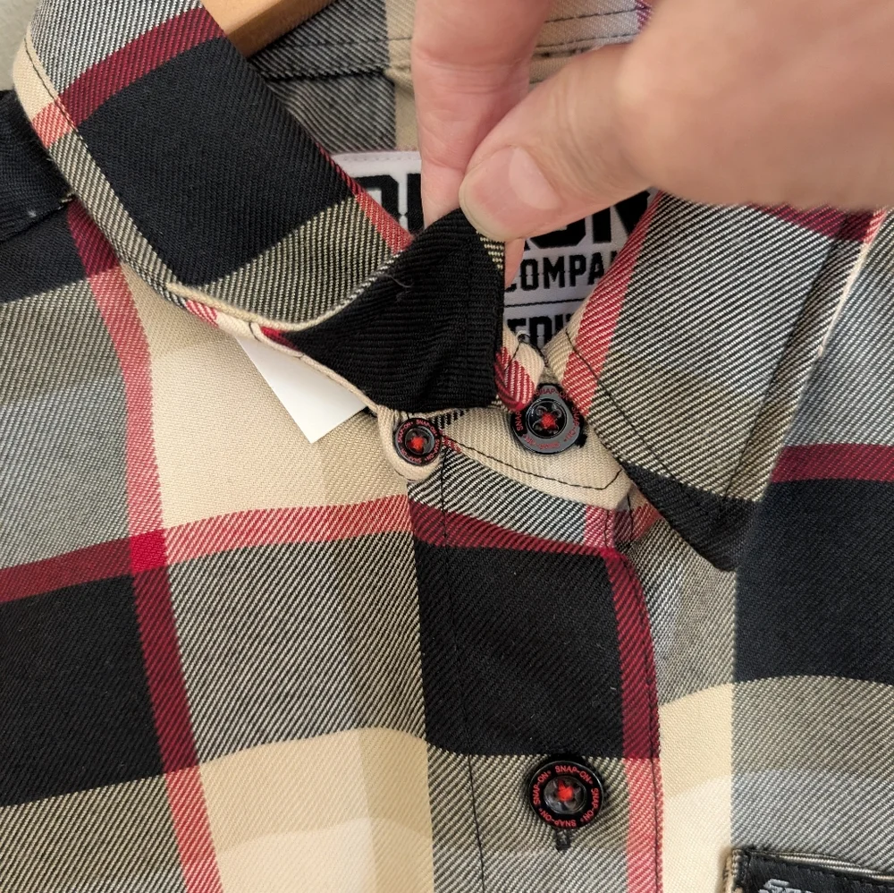 Dixxon Flannel Company Snap-On Shirt NWT Size Medium - Picture 3 of 11